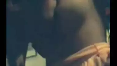 Sexy Indian sweetheart giving her 1st oral pleasure ever