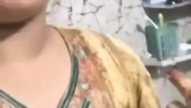 Paki girl showing boobs and pussy