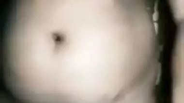 For everyone who wants XXX sex Desi woman shows of body in MMS clip