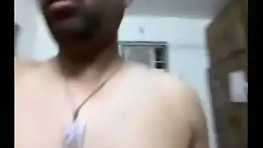 Self made home sex mms of Indian aunty with spouse