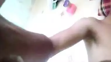 Skinny Indian guy manages to film sex with young XXX girlfriend