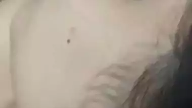 Guy records XXX video of his sleeping Desi wife and her nude tits