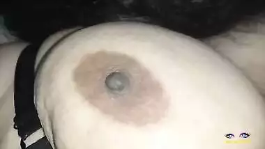 Indian Beauty Netu Bhabhi with Big Boobs and Hairy Pussy showing her beautiful body