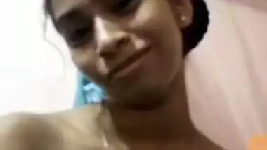 Attractive Desi girl gets naked cause Lankan XXX subscribers want boobs