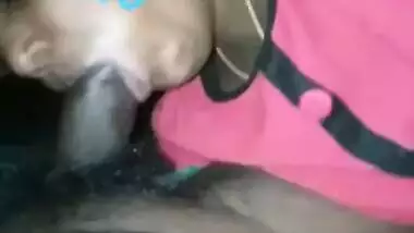 Sweet Desi XXX wife sucks guy off in the close-up MMS self-made video