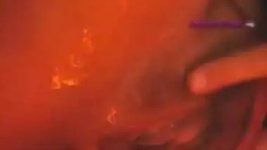 I got a gift from Santa Claus! A warm milk between my legs![9:16Video] │Sarahrockdaring