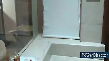 Gorgeous Girl - A Licking By Her Boyfrien In A Hotel Room. She Squirts As Fountain