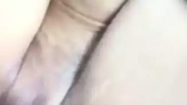 Desi Aunty Fucking In Car By Young Boyfriend With Loud Moans
