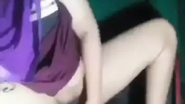 Horny village Bhabhi masturbating with torchlight