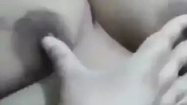 Horny Indian mature girl nude show on cam