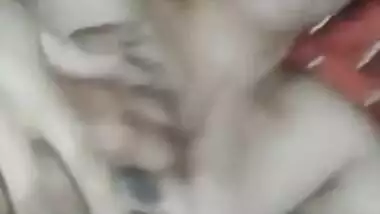 Shy Desi MILF hides her face when cheating on hubby for XXX video