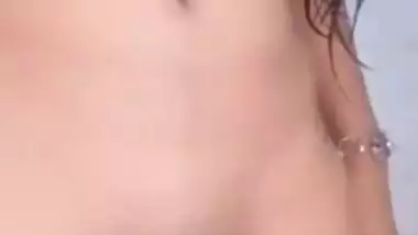 Camera helps Indian whore expose her beautiful XXX body parts worldwide