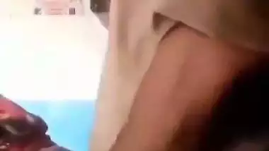 Pathan fucks his neighbor’s wife in Pakistani sex MMS