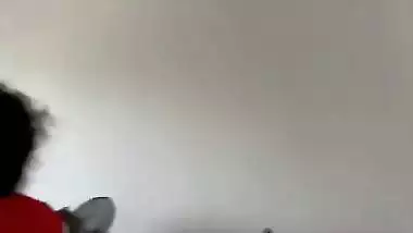 LA CASERA LLEVO EL CONTRATO DE ALQUILER A MI CASA Y TERMINO CON MI VERGA EMBUTIDA EN LA BOCA Y EL COÑO LLENO DE SEMEN