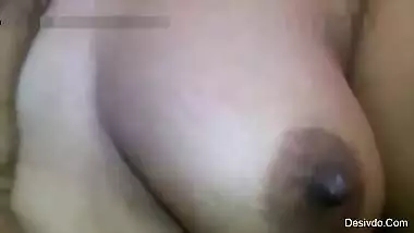 Cute Look Indian Girl Showing Her Nude Body To bf On Video Call with Clear Audio