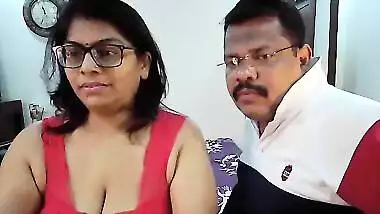 Nerdy and chubby Desi MILF has her XXX assets worshipped on webcam