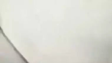 Close-up XXX video of mature Desi slut taking cock into hairy cunt