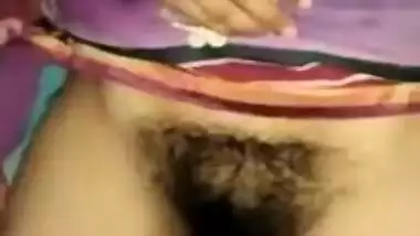 Desi female sleeps with naked XXX zones in close-up amateur sex video