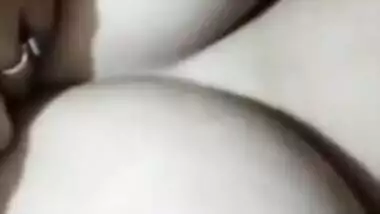 Huge natural tits of Desi webcam model make a man want XXX session