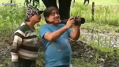 Adhoori suhagaraat behind the scenes