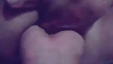 Adhi Raat Ko Maine Apni Nokrani Ke Choot Me Pura Hath Hi Ghusa Diya 9.3